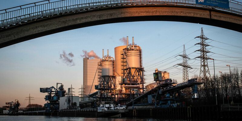 Um das Steinkohlekraftwerk Datteln 4 gibt es seit vielen Jahren Streit. - Foto: Bernd Thissen/dpa