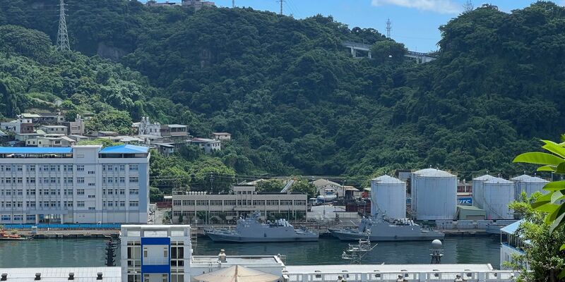 Taiwan geht davon aus, dass das Fluggerät rund 101 nautische Meilen (etwa 187 Kilometer) südwestlich von Keelung «vermutlich» für Messungen eingesetzt wurde. - Foto: Johnson Lai/AP