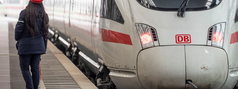 Nach dem Warnstreik hofft die Bahn darauf, am Wochenende wieder nach Plan zu fahren. - Foto: Christoph Reichwein/dpa