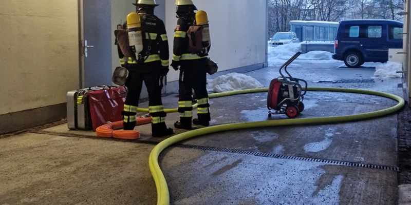FW-M: Kellerbrand durch Brandmeldeanlage gemeldet (Schwabing) - Foto: presseportal.de