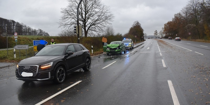 POL-NI: Verkehrsunfall - Foto: presseportal.de