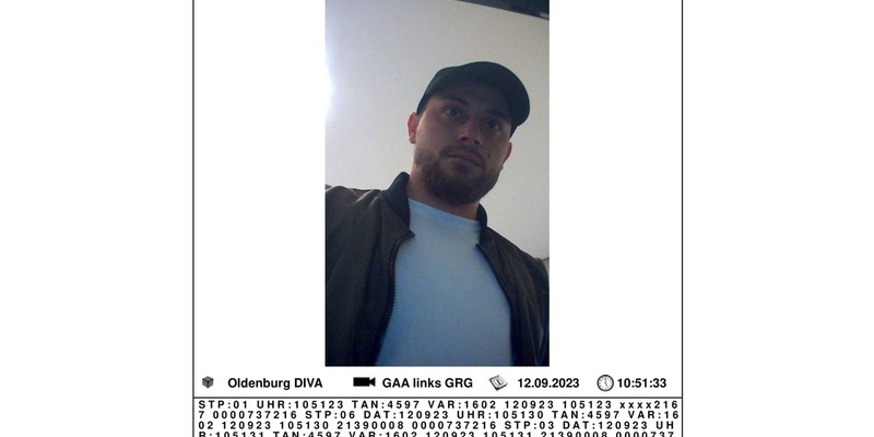 POL-HL: OH-Oldenburg in Holstein / Öffentlichkeitsfahndung - Computerbetrug nach Diebstahl einer Geldbörse - Foto: presseportal.de