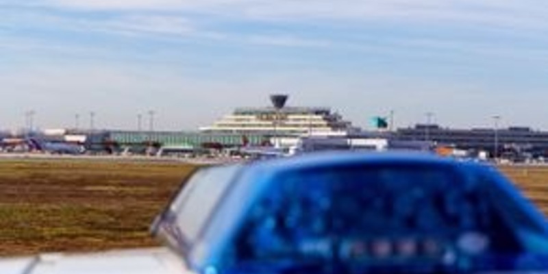 BPOL NRW: Hinweise der Bundespolizei am Flughafen Köln/Bonn für die Weihnachtsreisezeit - Foto: presseportal.de