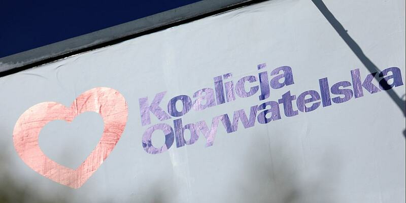 Wahlplakate für Parlamentswahl in Polen am 15. Oktober 2023 - Foto: über dts Nachrichtenagentur