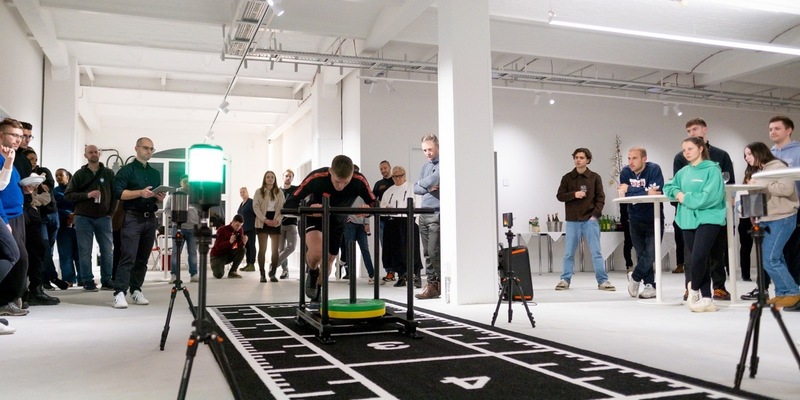 Bachelor Sportwissenschaft mit Schwerpunkten Trainer:in Fußball und Basketball am neuen Sportcampus der BSP gestartet - Foto: presseportal.de