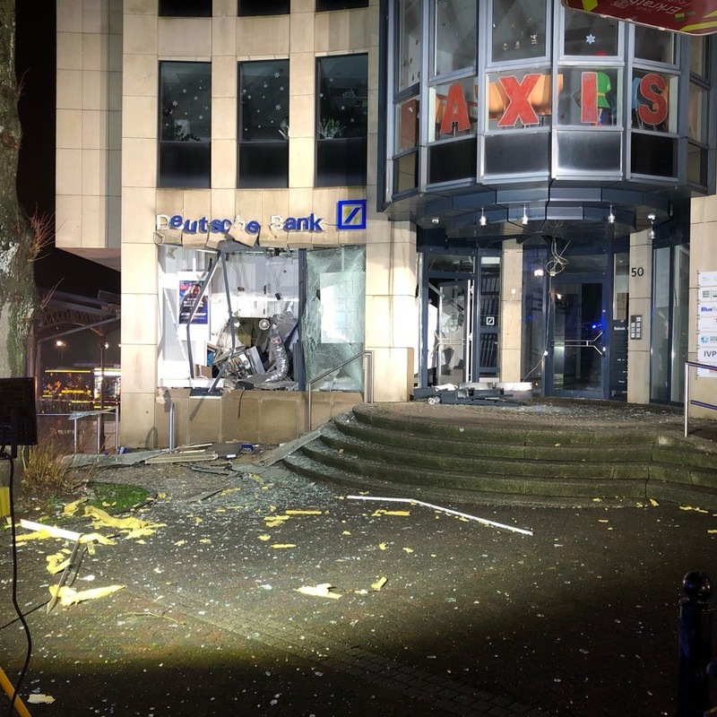 POL-ME: Geldautomat gesprengt - Täter in schwarzem Audi flüchtig - Erkrath - 2312061 - Foto: presseportal.de