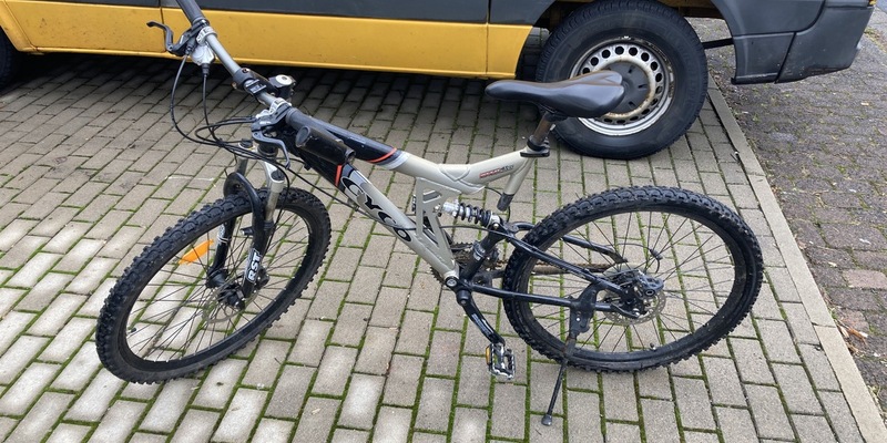 POL-OF: Mehrere Verstöße bei gemeinsamer Kontrolle von Ordnungsamt und Polizei festgestellt; Wem gehört das Rad? - Mountainbike sichergestellt - Foto: presseportal.de