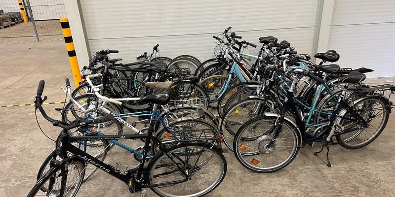 POL-OS: Osnabrück: Polizei durchsucht Kellerräume in der Liebigstraße- Mehrere gestohlene Fahrräder aufgefunden - Foto: presseportal.de