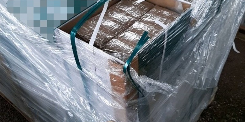 HZA-KA: 500 kg Haschisch in LKW entdeckt - Foto: presseportal.de