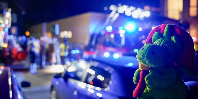 FW-EN: Feuerwehr und Rettungsdienst spenden für Kinderhospiz Emmaus e.V. - Foto: presseportal.de