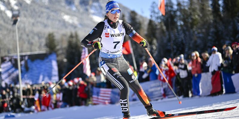 Biathletin Franziska Preuß lief in Lenzerheide als Siebte ins Ziel. - Foto: Gian Ehrenzeller/KEYSTONE/dpa