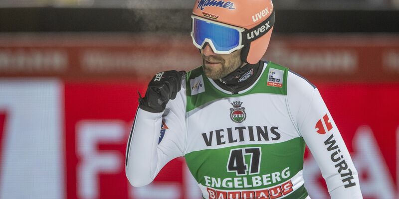 Skispringer Pius Paschke gewann in Engelberg. - Foto: Urs Flueeler/KEYSTONE/dpa