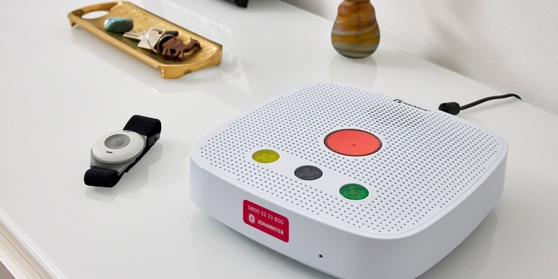 Meilenstein für verantwortungsvolles und nachhaltiges Handeln / Johanniter vereinbaren mit TeleAlarm Recycling von Hausnotrufgeräten - Foto: presseportal.de