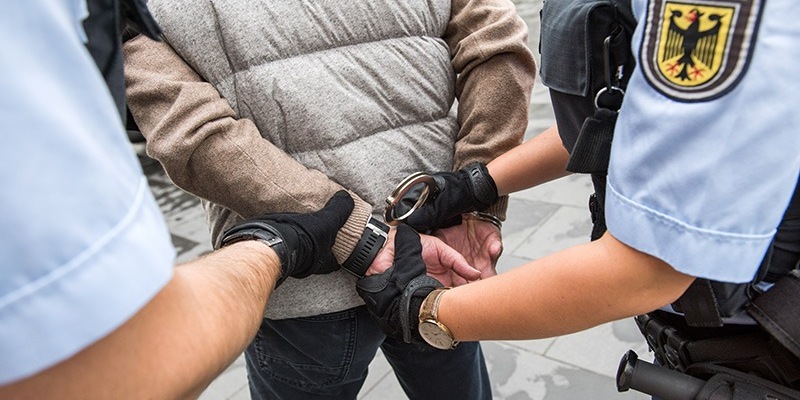 BPOL NRW: Geschädigte von sechs Körperverletzungen am Kölner Hauptbahnhof gesucht - Täter durch Bundespolizei festgenommen - Foto: presseportal.de