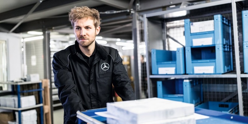Leidenschaft weckt Karrieren: Ausbildungsvielfalt bei Mercedes-Benz in Darmstadt - Foto: presseportal.de