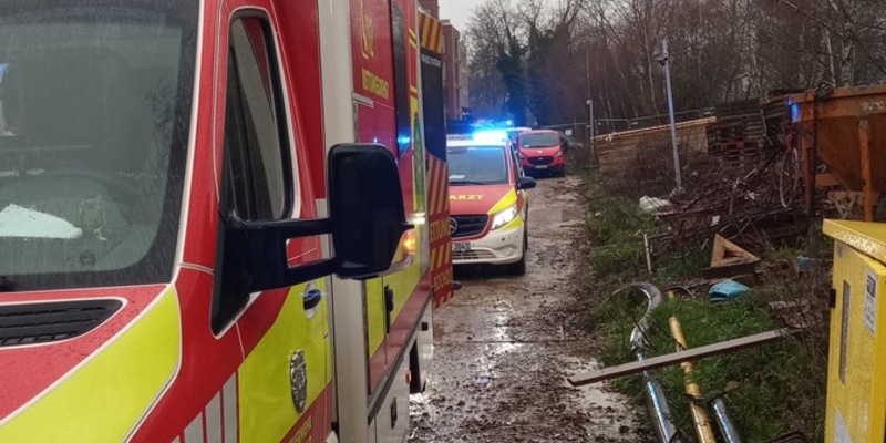 FW Bocholt: Bauarbeiter stürzte in Baugrube - Foto: presseportal.de