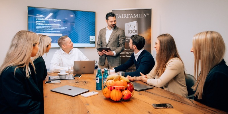 Neuer Job bringt neue Möglichkeiten: auf diese Benefits können Bewerber heute bestehen - Foto: presseportal.de