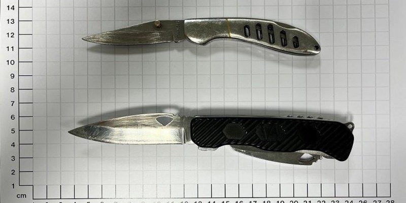 BPOL NRW: Hauptbahnhof Münster - Bundespolizei beschlagnahmt verbotene Messer - Foto: presseportal.de