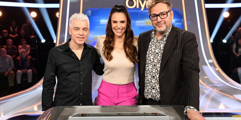 Stand-Up-Comedians gegen den Quizduell-Olymp: Michael Mittermeier und Paul Panzer bei Esther Sedlaczek / Quizduell-Olymp am Freitag, 22. Dezember, 18:50 Uhr im Ersten - Foto: presseportal.de