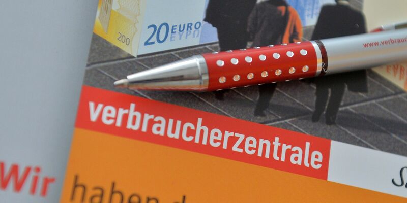 Das Klimageld steht als Konzept im Koalitionsvertrag von SPD, Grünen und FDP. Nun gibt es Forderungen zur Umsetzung. - Foto: Hendrik Schmidt/dpa