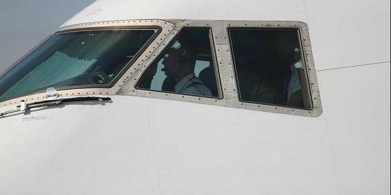 Piloten im Cockpit (Archiv) - Foto: über dts Nachrichtenagentur
