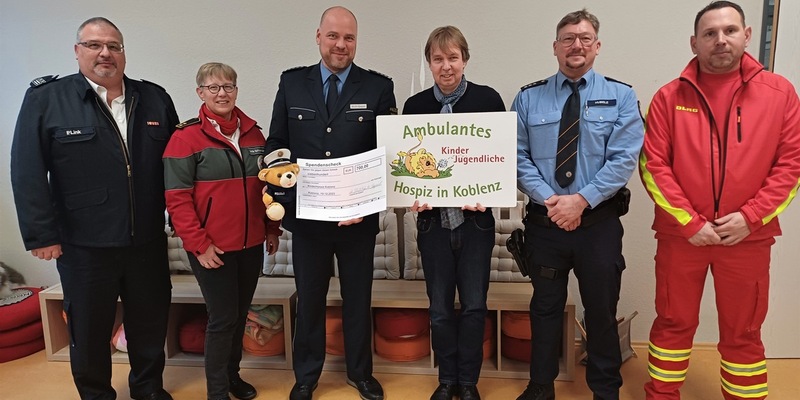 POL-PPKO: Team des Bopparder Blaulichttages spendet an das Ambulante Kinderhospiz in Koblenz - Foto: presseportal.de