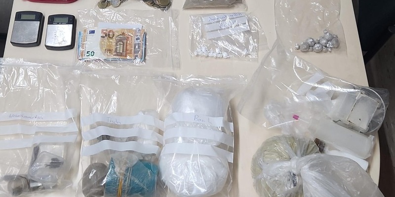 POL-D: Stadtmitte - Worringer Platz - OSD und Polizei Düsseldorf landen Schlag gegen Drogenkriminalität - Drei Tatverdächtige festgenommen - Foto: presseportal.de