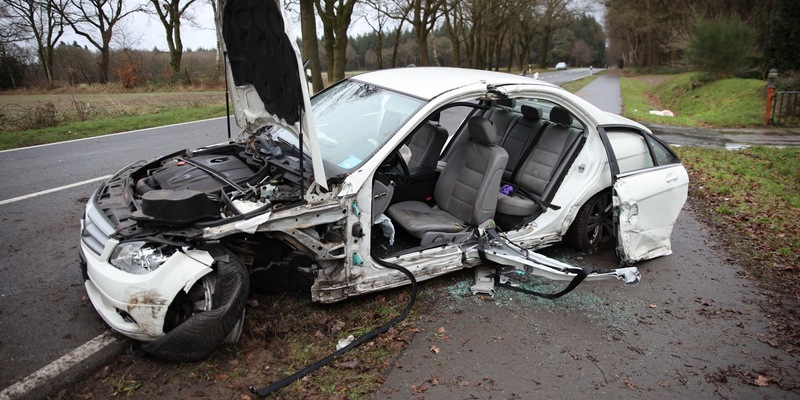 FW-OLL: Schwerer Verkehrsunfall auf der Wildeshauser Straße zwischen Kirchhatten und Neerstedt - Foto: presseportal.de