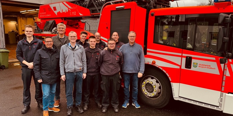 FW-GL: Bürgermeister Frank Stein spendiert das Frühstück an Heiligabend - Foto: presseportal.de