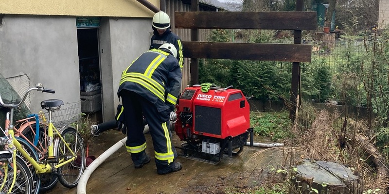 FW-EN: Feuerwehr Hattingen auch an Heiligabend mehrfach im Einsatz - Foto: presseportal.de