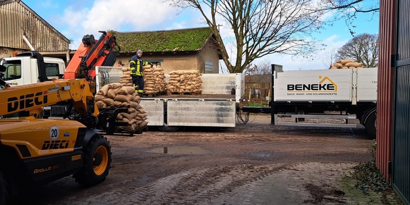 FW-ROW: Update Oste-Hochwasser Samtgemeinde Zeven - Foto: presseportal.de