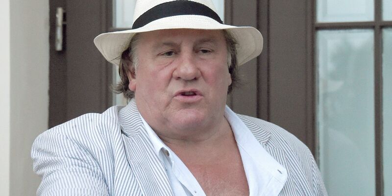 Mehrere Frauen werfen ihm unter anderem sexuelle Gewalt vor: Gérard Depardieu. - Foto: Marcus Brandt/dpa