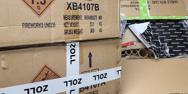 HZA-KR: Hauptzollamt Krefeld stellt illegales Feuerwerk sicher und warnt - Foto: presseportal.de