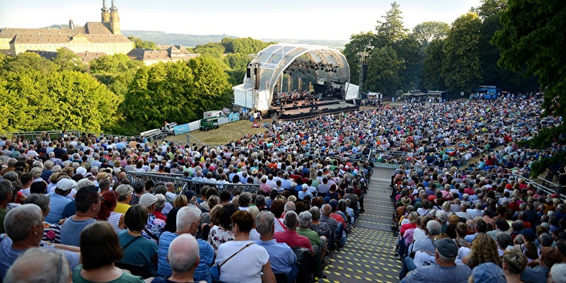 Lieder auf Banz 2024 / Der Vorverkauf für das Festival im Juli 2024 läuft bereits / Neue Preisträger für 2025 gesucht - Foto: presseportal.de