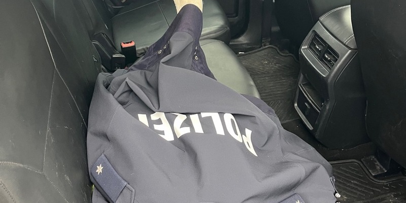 POL-BO: Nach Bruchlandung: Kommissar Schwan auf kurzer Streifenfahrt - Foto: presseportal.de