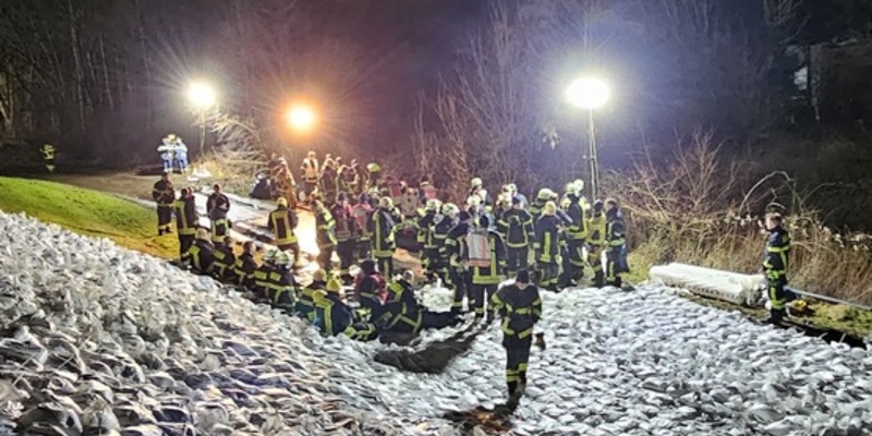 FW-EN: Erneuter Überörtlicher Einsatz mit der Feuerwehrbereitschaft EN/Do - Foto: presseportal.de