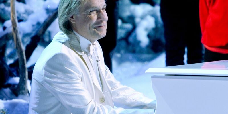 Der französische Pianist Richard Clayderman wird 70. - Foto: Andreas Lander/ZB/dpa