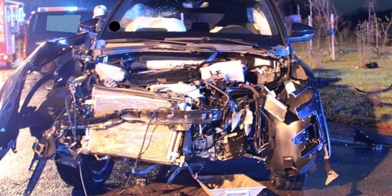 POL-MI: Zwei Autofahrer erleiden leichte Verletzungen - Foto: presseportal.de