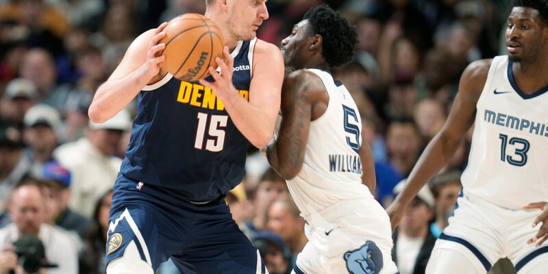 Nikola Jokic erzielte 26 Punkte für die Denver Nuggets. - Foto: David Zalubowski/AP