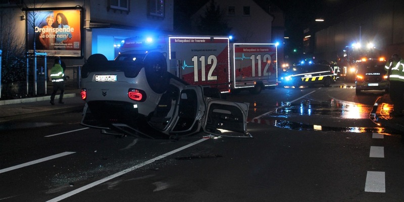 POL-SI: Pkw landet nach Unfall auf dem Dach - beide Insassen sind verletzt -#polsiwi - Foto: presseportal.de