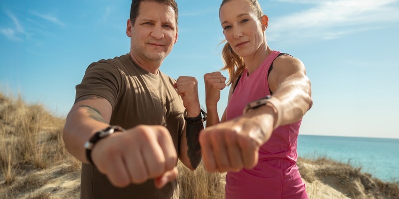 Ramin Abtin Dr. Christine Theiss The Biggest Loser - Leben leicht gemacht - Foto: SAT.1/Julian Essink, presseportal.de