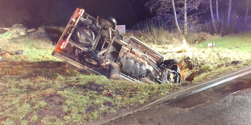 POL-LG: ++ Bleckede - Alleinbeteiligter Unfall - Fahrerflucht (mit Bild) ++ Lüchow - Streitigkeiten enden mit Verletzten ++ Uelzen - Randalierer in Gewahrsam genommen - mögliches Diebesgut aufgefunden ++ - Foto: presseportal.de