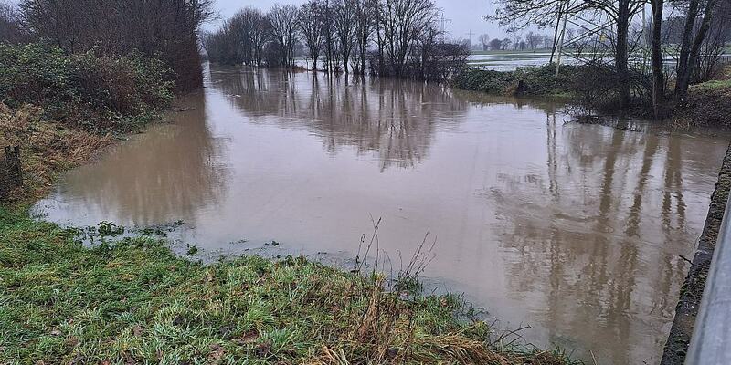 Überschwemmung am Fluss Aue in Niedersachsen - Foto: über dts Nachrichtenagentur