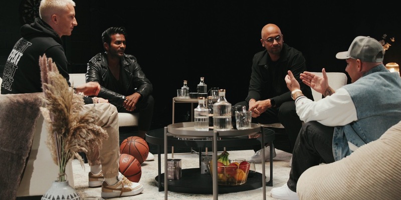 Marco Reus und Biyon Kattilathu laden in eine neue Show ein - UNSPOKEN ist emotional, nah und vor allen Dingen ehrlich - eine neue Talkshow, die ihre Gäste in ihren Bann zieht - Foto: presseportal.de