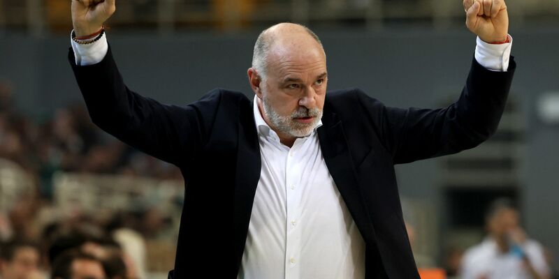 Bayern und Trainer Pablo Laso siegen souverän in der Basketball-Bundesliga. - Foto: Yorgos Karahalis/dpa