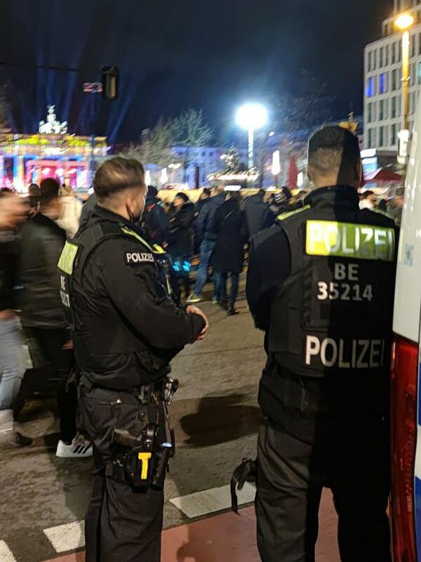 In Berlin Ist Die Silvesternacht Wieder Von Gewalt überschattet Worden.