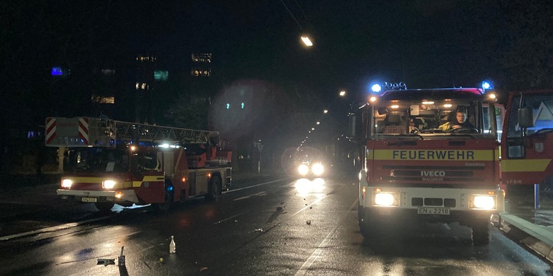 FW-EN: Fünf Einsätze für die Hattinger Feuerwehr zum Jahreswechsel - Foto: presseportal.de