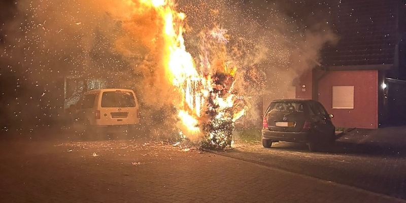 FW-DT: Kleinbrände in der Silvesternacht - Foto: presseportal.de