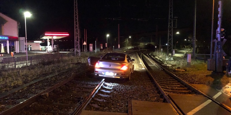 POL-PDTR: Ungewöhnlicher Abbiegevorgang führt zum Führerscheinverlust - Foto: presseportal.de