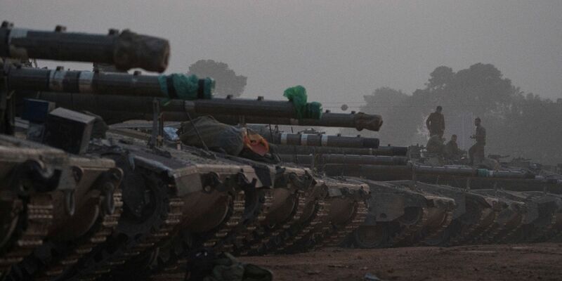 Die Gefahr einer Ausweitung des Gaza-Kriegs wächst. - Foto: Leo Correa/AP/dpa